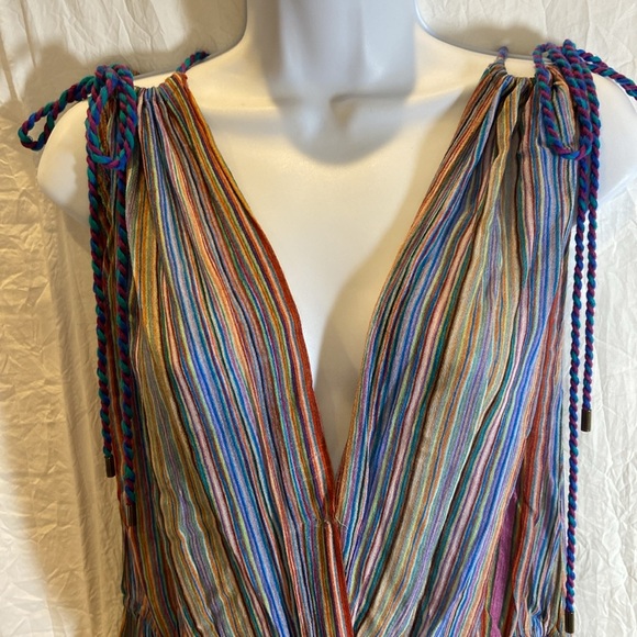 Jumpsuit NWT in perfect condition beautiful ties at the shoulder Size Large - Picture 5 of 10